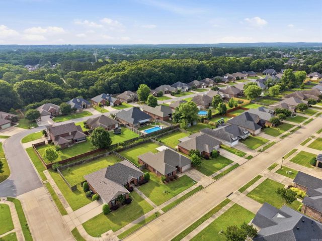 1200 Calloway Dr, Conway, AR 72034