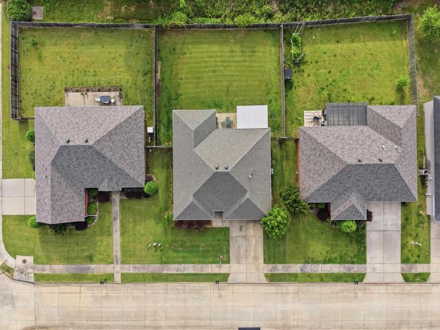 1200 Calloway Dr, Conway, AR 72034