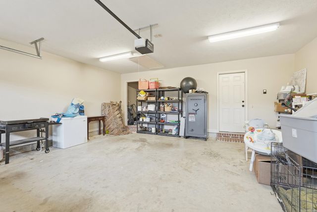 1200 Calloway Dr, Conway, AR 72034