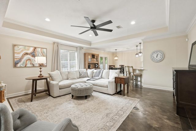 1200 Calloway Dr, Conway, AR 72034