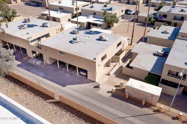 2690 N 43RD Avenue D, Phoenix, AZ 85009