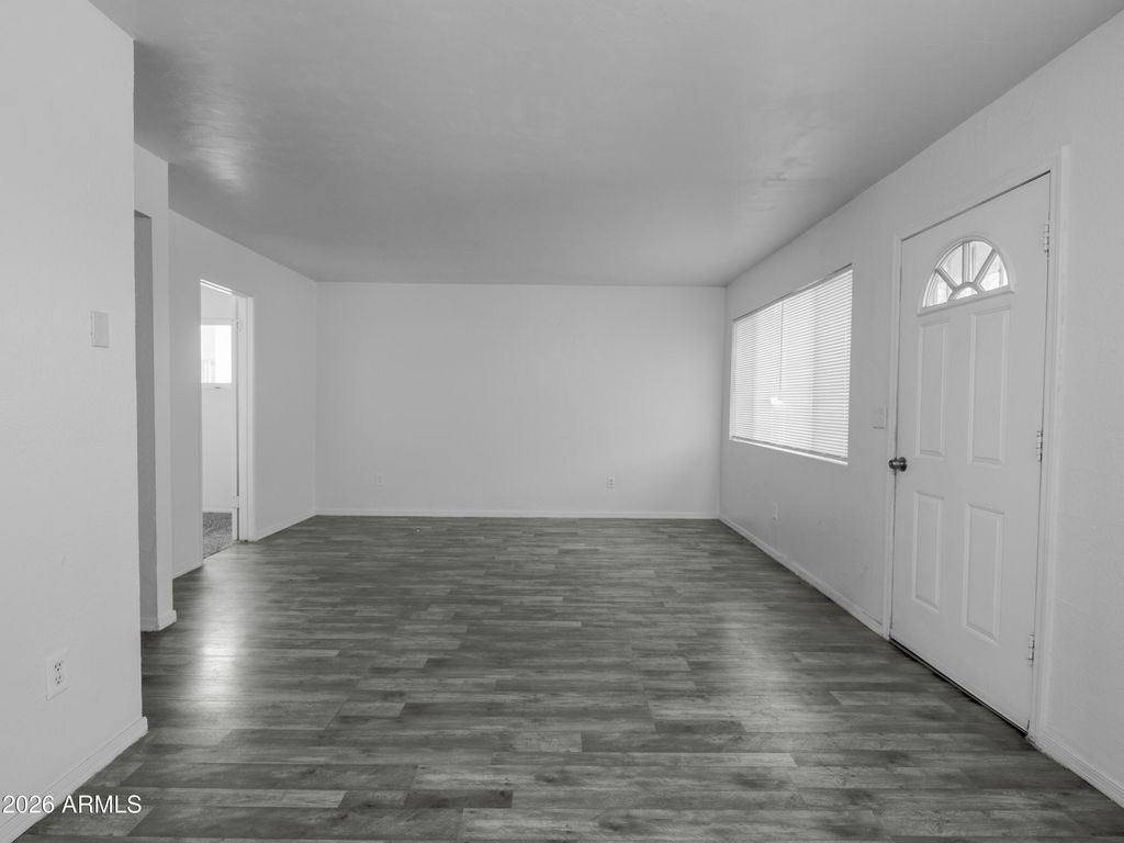 2690 N 43RD Avenue D, Phoenix, AZ 85009 — photo 5
