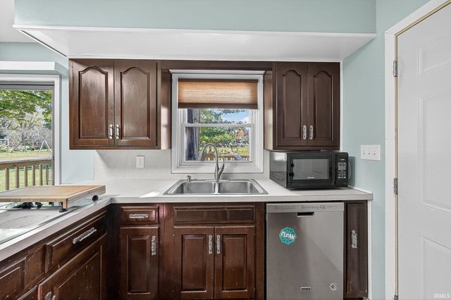 17746 Hartman Street, South Bend, IN 46614