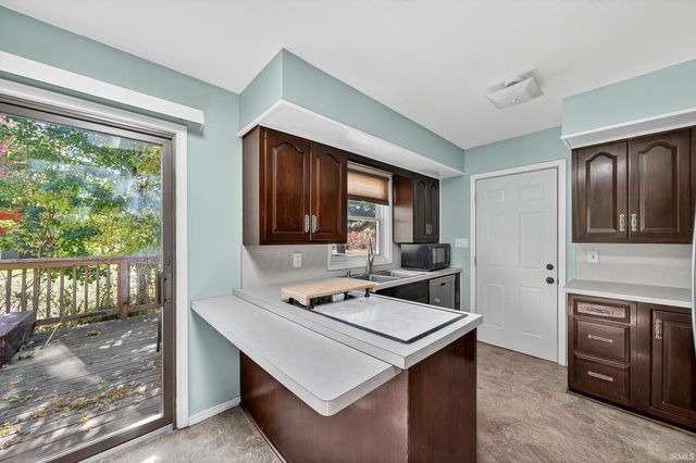 17746 Hartman Street, South Bend, IN 46614