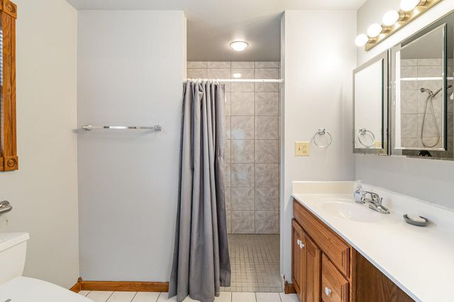 17020 Holtz Road, Lowell, IN 46356