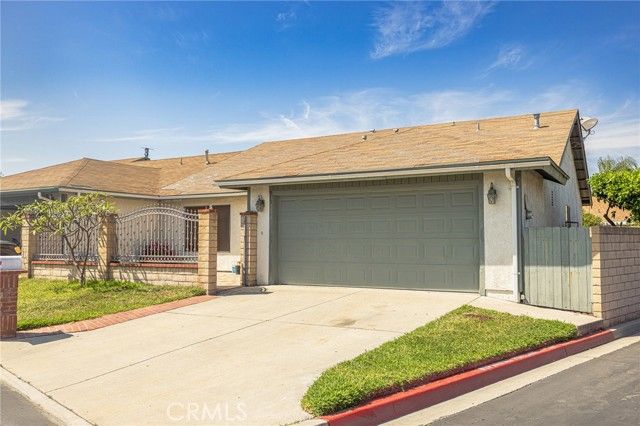 915 S Sarah, Anaheim, CA 92805