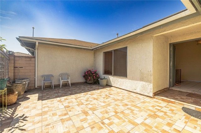 915 S Sarah, Anaheim, CA 92805