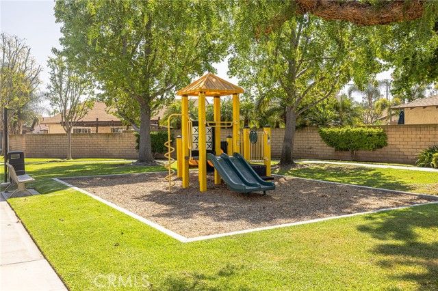 915 S Sarah, Anaheim, CA 92805