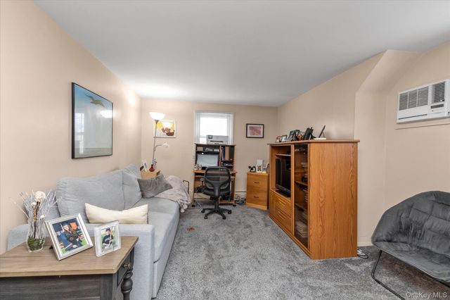 87 Powell Avenue, Merrick, NY 11566