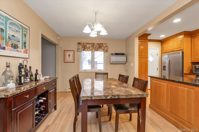 87 Powell Avenue, Merrick, NY 11566