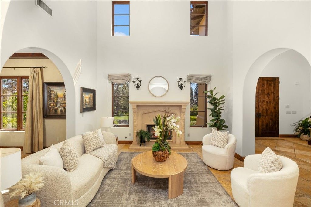 Image 10 of property listing at 1417 Royal Oaks, Bradbury, CA 91008