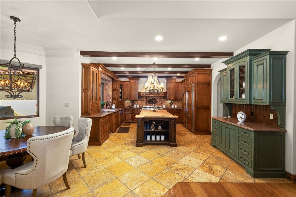 Image 22 of property listing at 1417 Royal Oaks, Bradbury, CA 91008