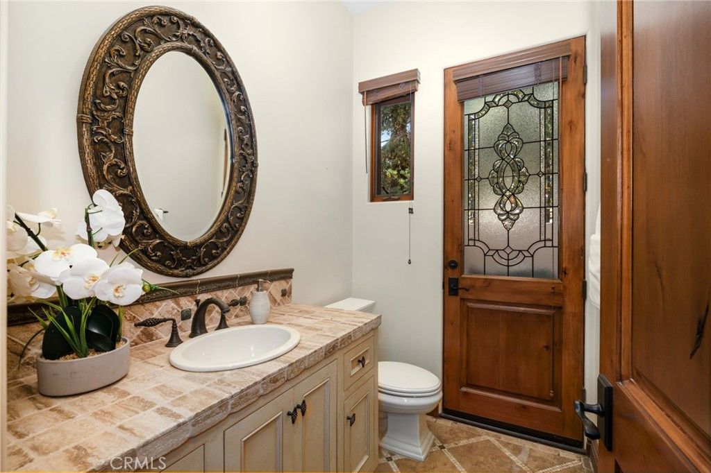 Image 32 of property listing at 1417 Royal Oaks, Bradbury, CA 91008