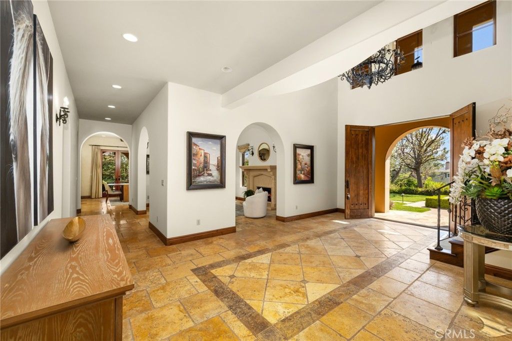 Image 9 of property listing at 1417 Royal Oaks, Bradbury, CA 91008