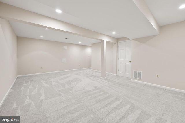 3110 WOODS COVE LN, Woodbridge, VA 22192
