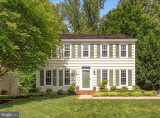 3110 WOODS COVE LN, Woodbridge, VA 22192