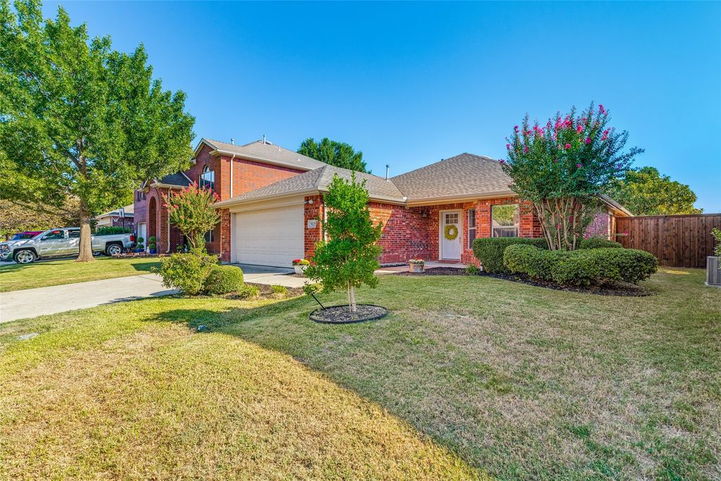 5825 Quicksilver Drive, Mckinney, TX 75070
