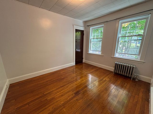 33 Brington Rd 1, Brookline, MA 02445