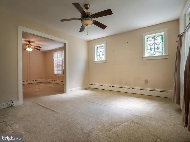 1947 FAIRVIEW AVENUE, Reading, PA 19606