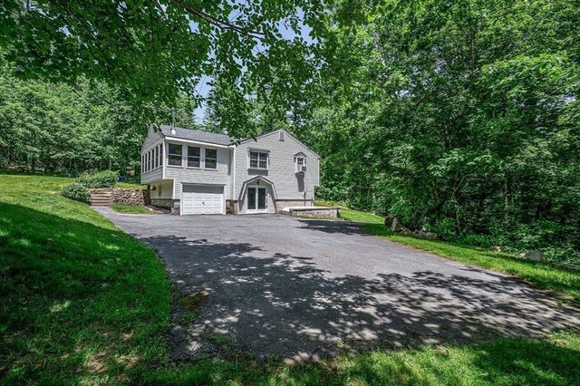 50 Corrine Drive, Dracut, MA 01826