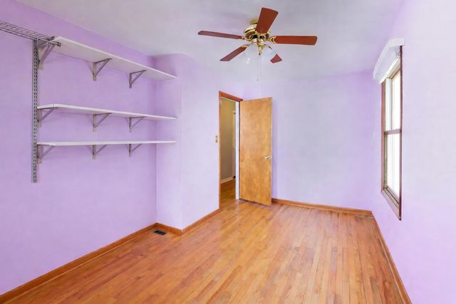 7517 Montana Street, Merrillville, IN 46410