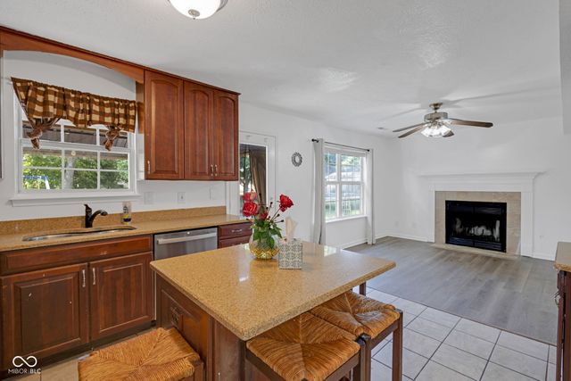 8850 Tanner Drive, Fishers, IN 46038