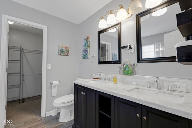 8850 Tanner Drive, Fishers, IN 46038