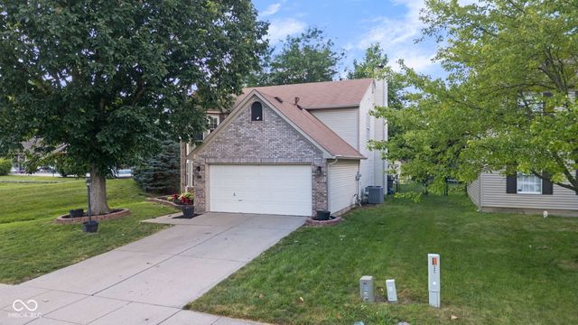 8850 Tanner Drive, Fishers, IN 46038