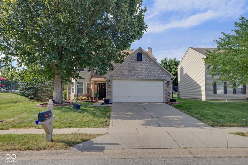 8850 Tanner Drive, Fishers, IN 46038