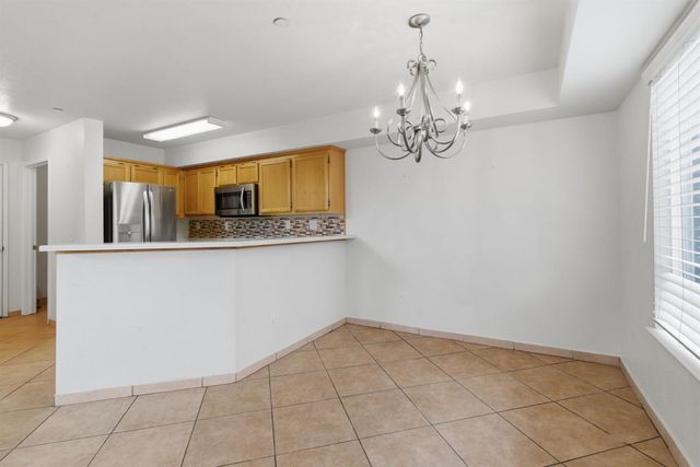 829 Grizzly Mesa Ct, Galt, CA 95632