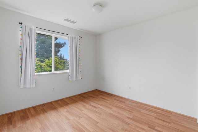 829 Grizzly Mesa Ct, Galt, CA 95632