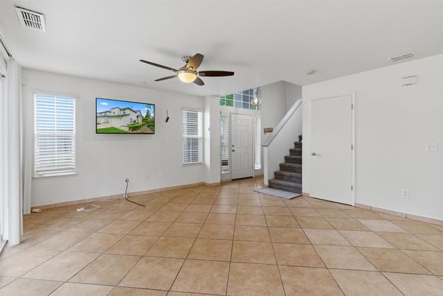 829 Grizzly Mesa Ct, Galt, CA 95632