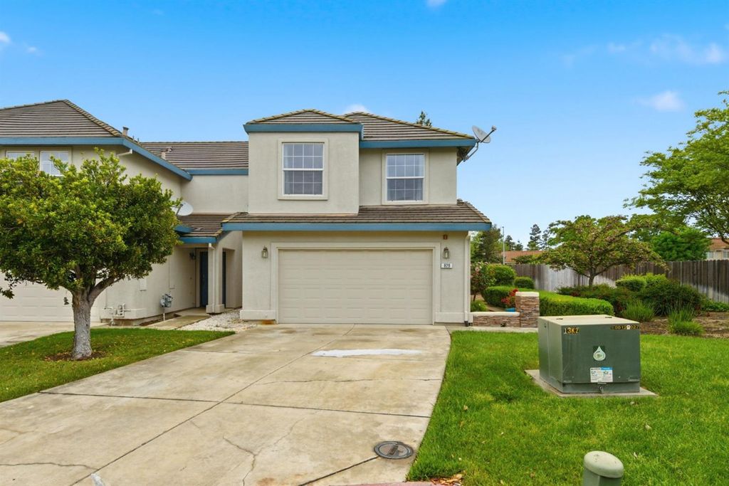 829 Grizzly Mesa Ct, Galt, CA 95632
