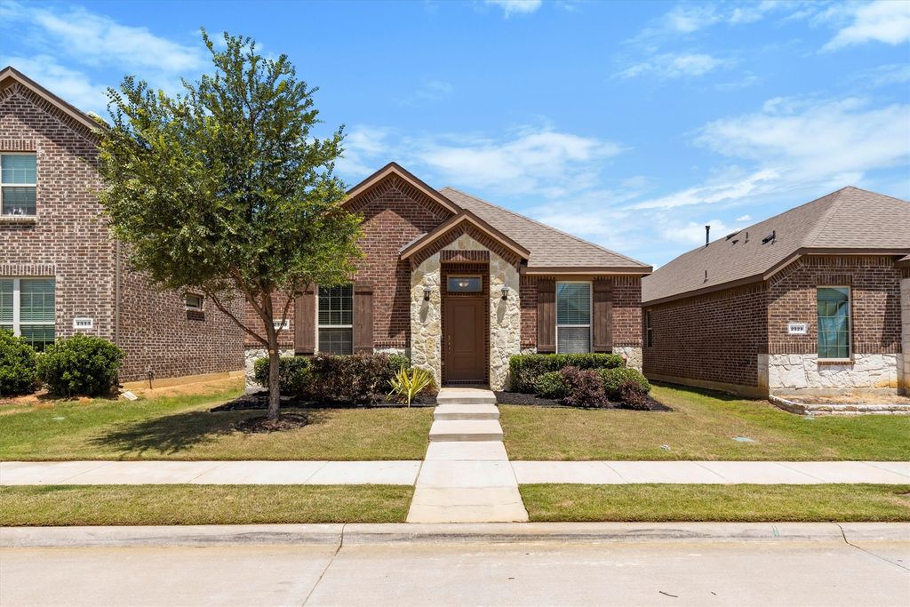 2329 Larimar Drive, Little Elm, TX 76227