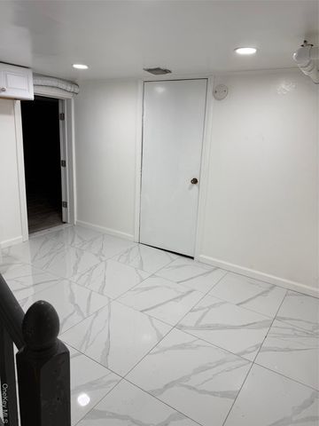 11587 219th Street, Cambria Heights, NY 11411