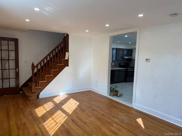 11587 219th Street, Cambria Heights, NY 11411