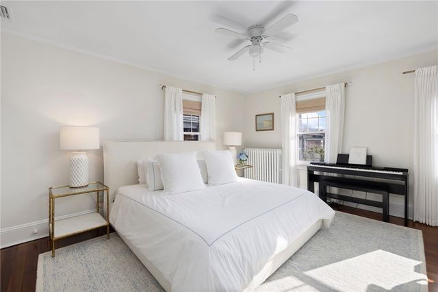 35 Hall Avenue, Newport, RI 02840