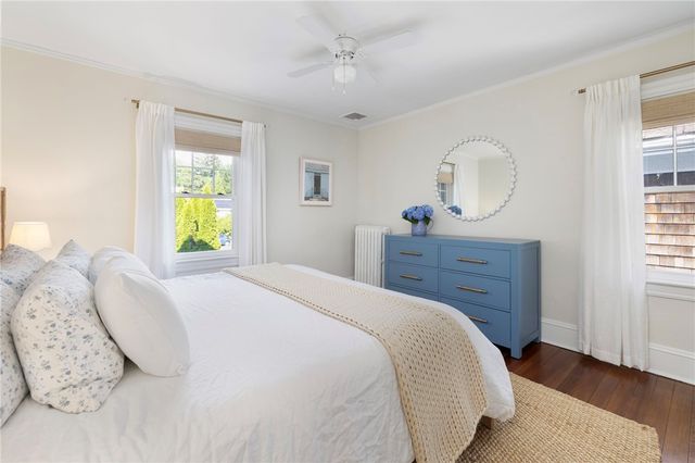 35 Hall Avenue, Newport, RI 02840