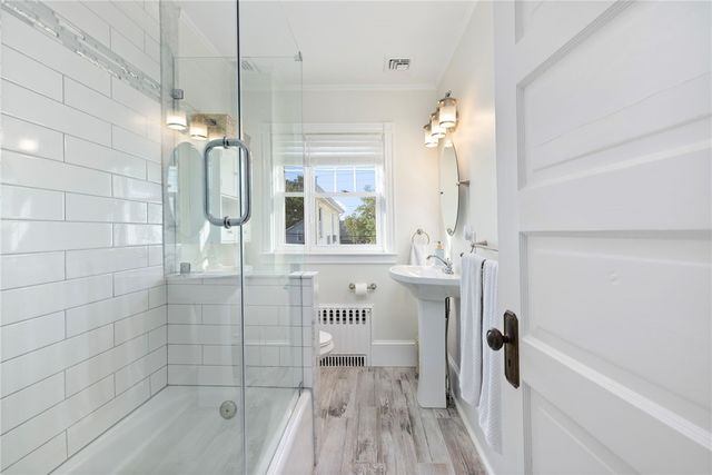 35 Hall Avenue, Newport, RI 02840
