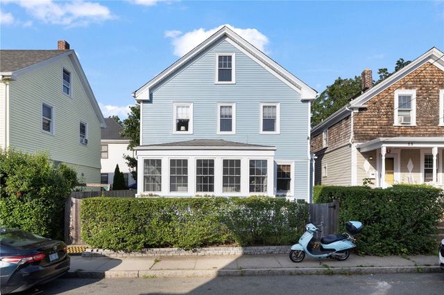 35 Hall Avenue, Newport, RI 02840