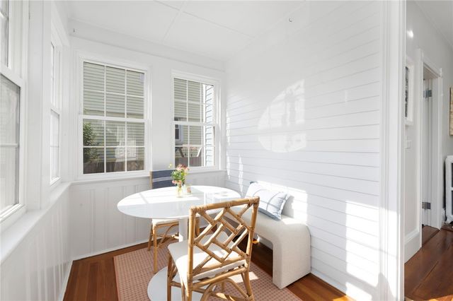 35 Hall Avenue, Newport, RI 02840