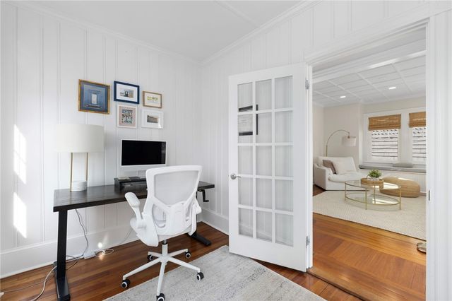 35 Hall Avenue, Newport, RI 02840