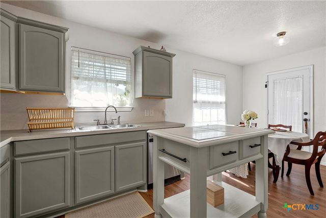 2213 Autumn Wood Drive, Waco, TX 76711