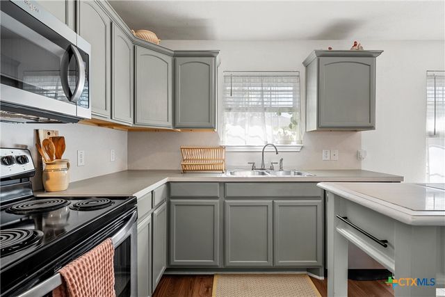 2213 Autumn Wood Drive, Waco, TX 76711