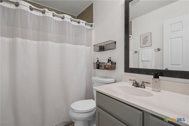 2213 Autumn Wood Drive, Waco, TX 76711