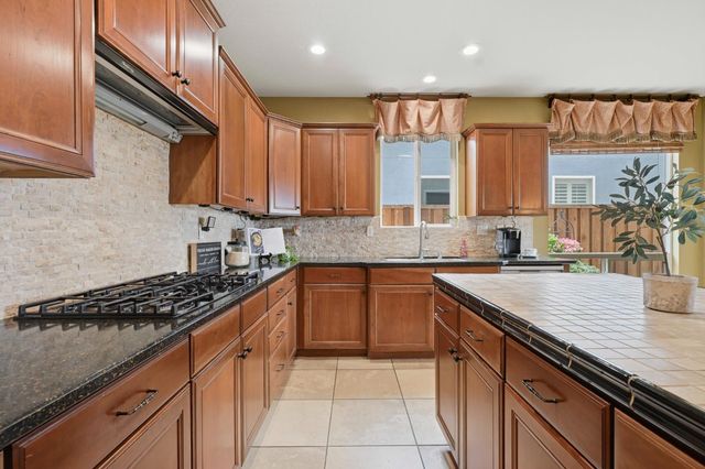 1268 Forebridge Ln, Lincoln, CA 95648