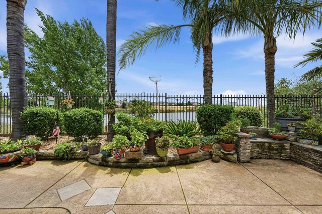 1268 Forebridge Ln, Lincoln, CA 95648