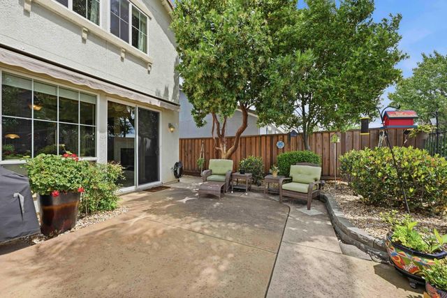 1268 Forebridge Ln, Lincoln, CA 95648
