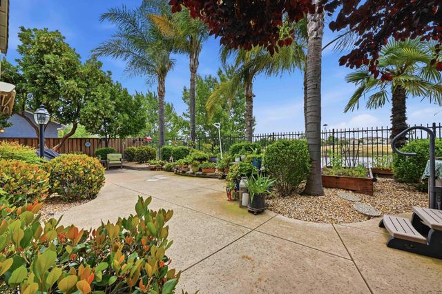 1268 Forebridge Ln, Lincoln, CA 95648