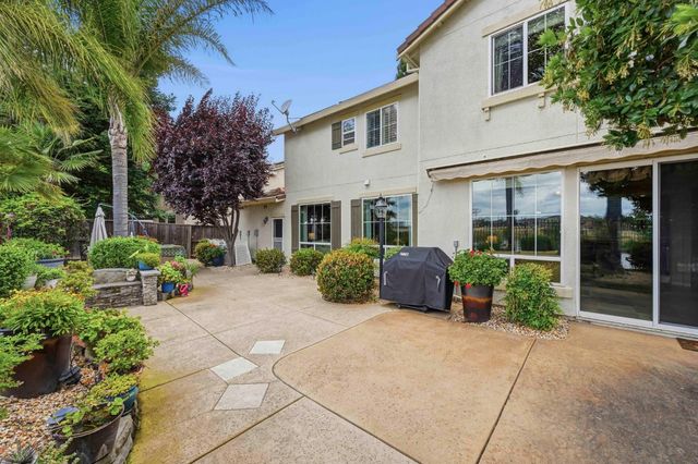 1268 Forebridge Ln, Lincoln, CA 95648